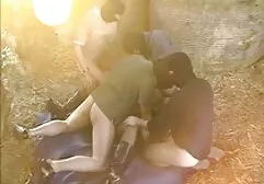 Chica de 18 años con buenas tetas mujeres africanas pornos masturbación