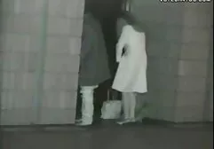 Chica sexy en bikini me escribió una mamada casera para cogiendo con africanas un hombre