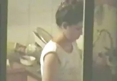 Homo le da a los vecinos chupar insesto africano la polla y su polla en el culo