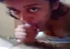Ucrania desnudarse videos porno de tribus africanas delante de la cámara y mostrar topless