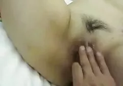 Abuelo lamiendo morena de la quema de la vagina y follando xxx tribus africanas con cáncer