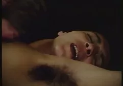 Un videos porno de tribus africanas falso agujero penetrando novia con los dedos