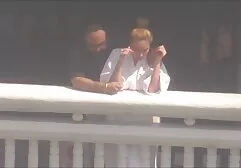 Secretario con gafas lame polla y recibe xxx africanas semen en su cara