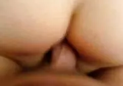 Después de soltar el vestido blanco, nena rusa videos pornos gratis de africanas mostrando hermosas tetas desnudas