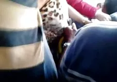 El entrenador se folla a una mujer soltera. africanas culonas follando