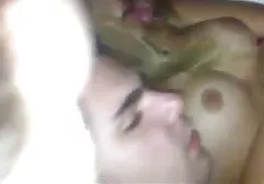 Homosexual calvo viejo peliculas porno africanas gratis hombre succión la joven jock y da culo en locker habitación